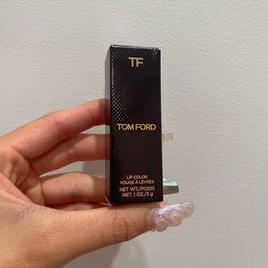 Tom Ford scarlette rouge lip stick